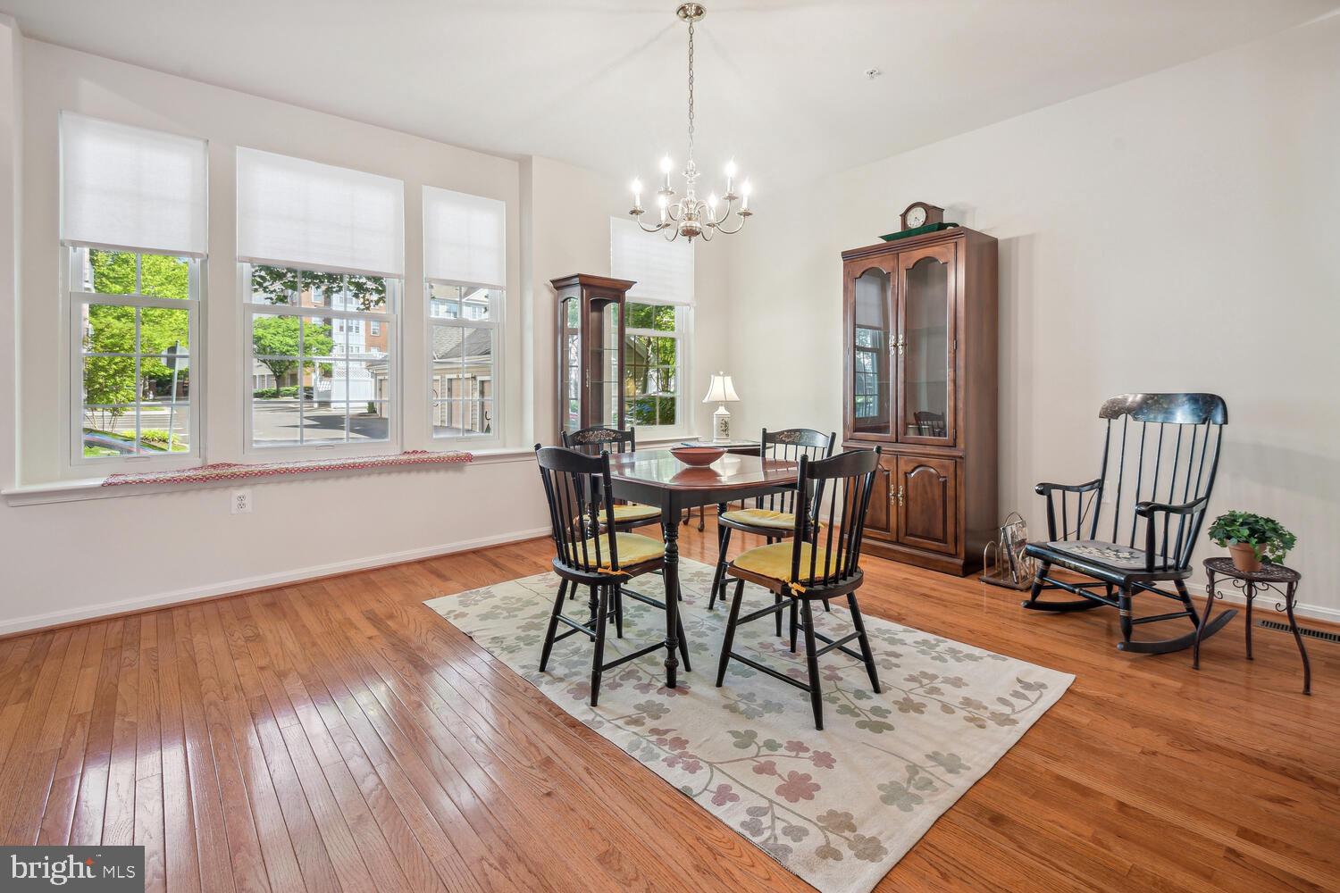 KING FARM BAILEYS COMMON - Residential