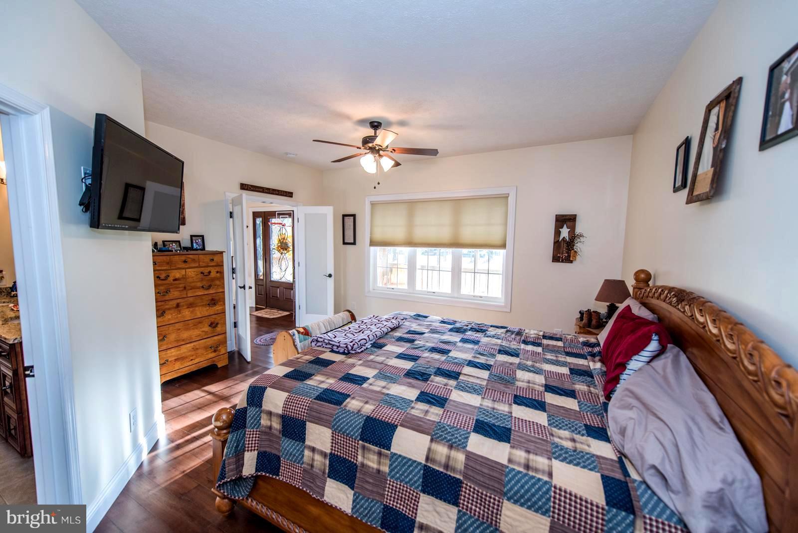 ROUND TOP ESTATES - Residential