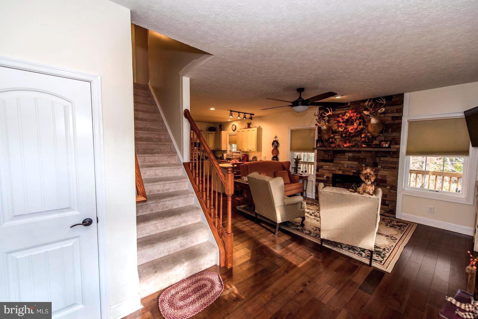 ROUND TOP ESTATES - Residential