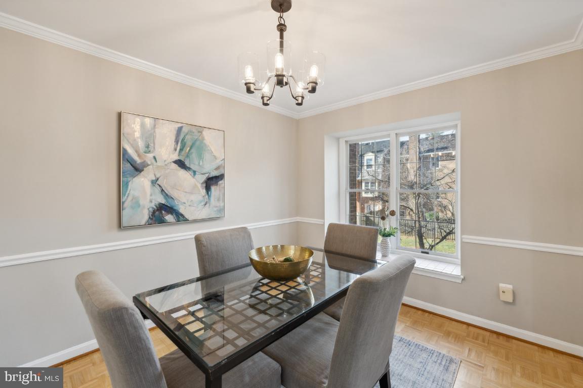 OAKBOROUGH SQUARE - Residential