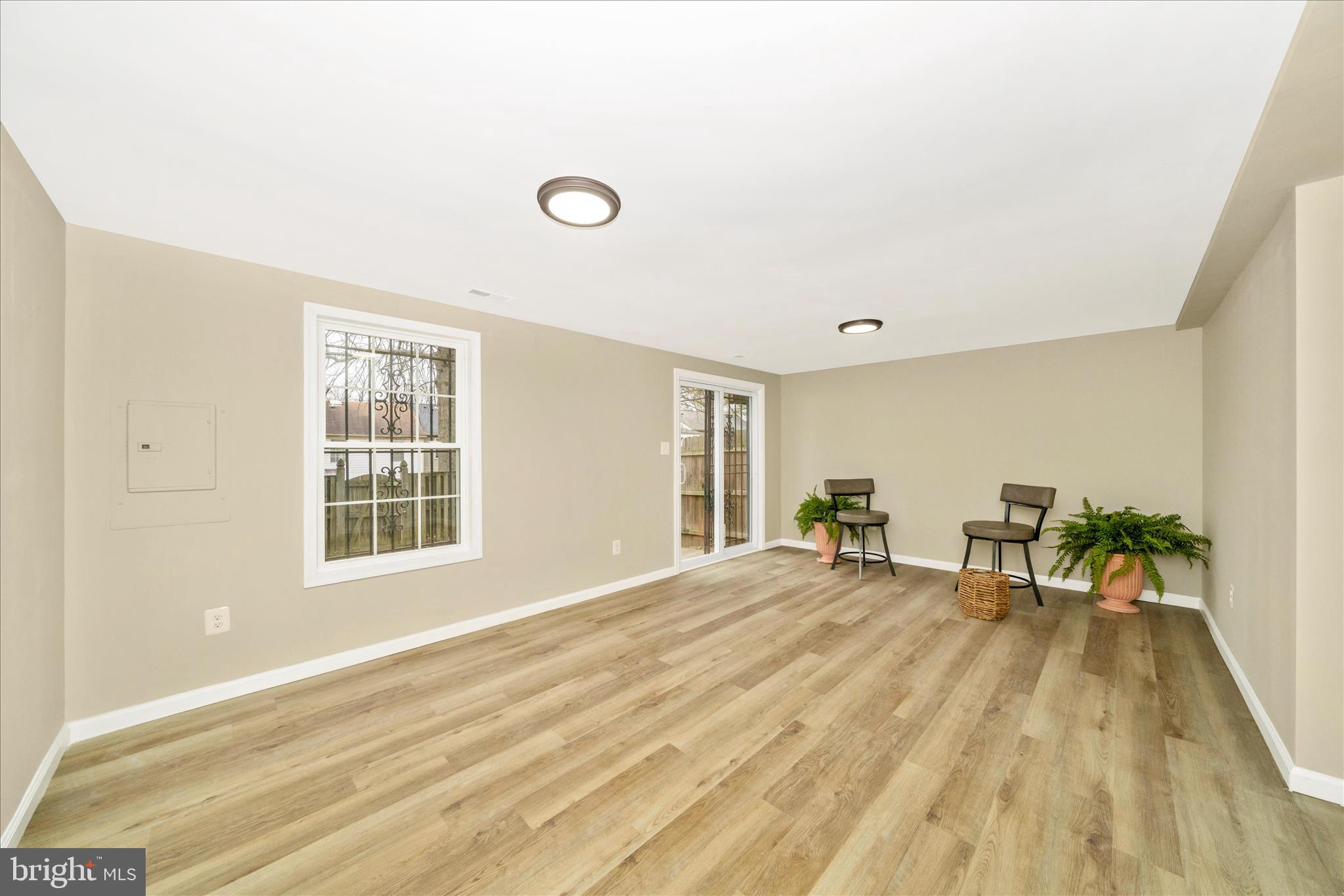 CAPITOL HEIGHTS - Residential