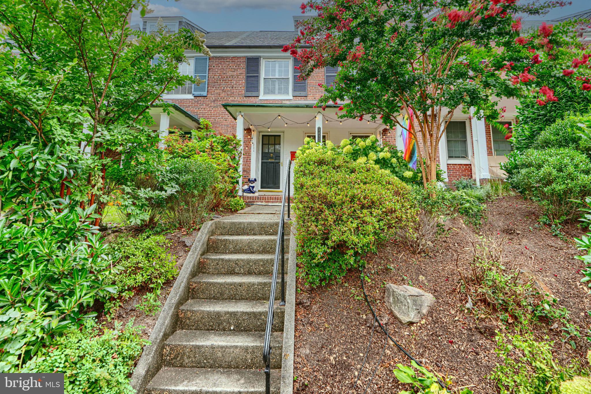 OAKENSHAWE - Residential