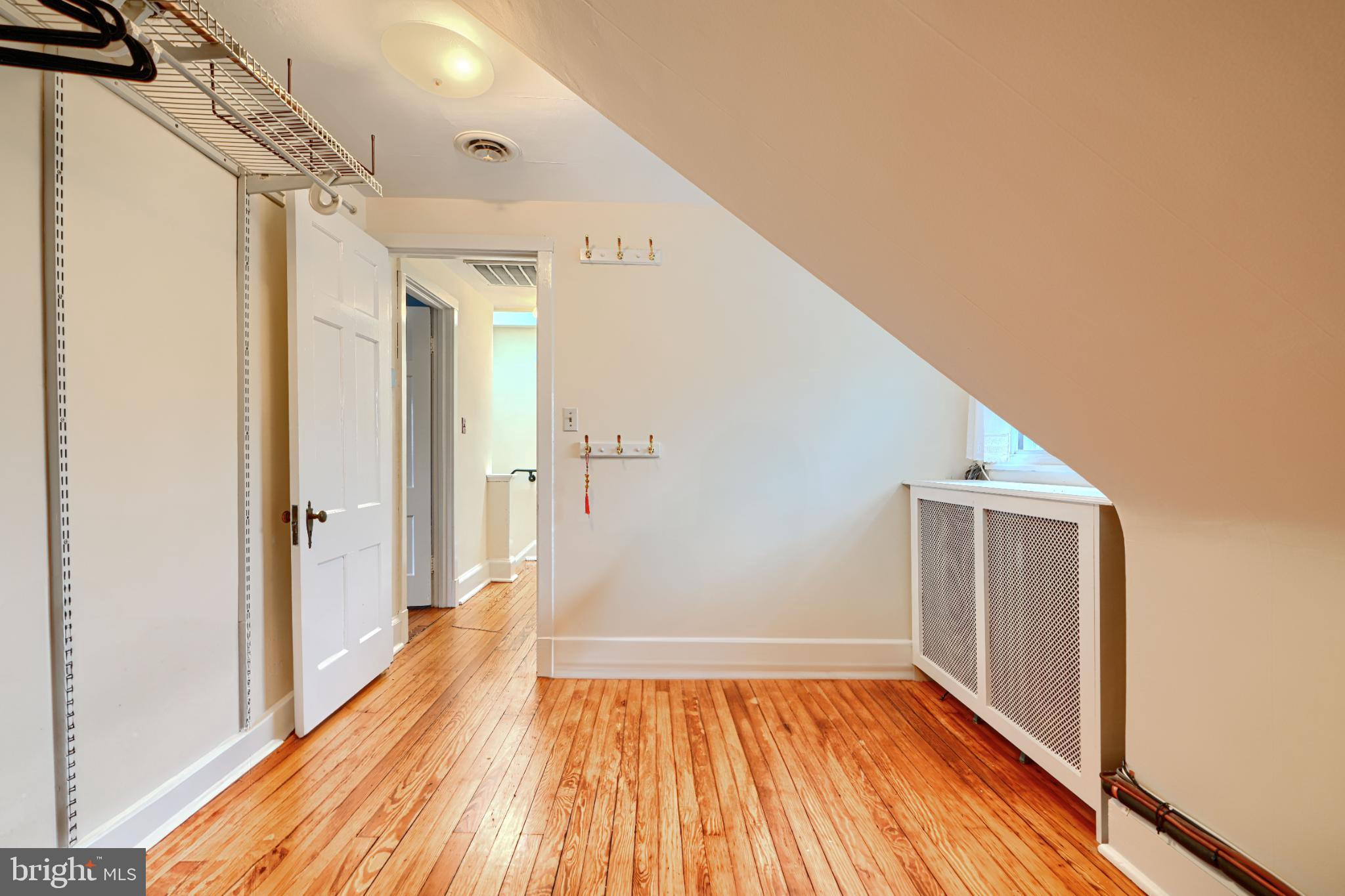 OAKENSHAWE - Residential