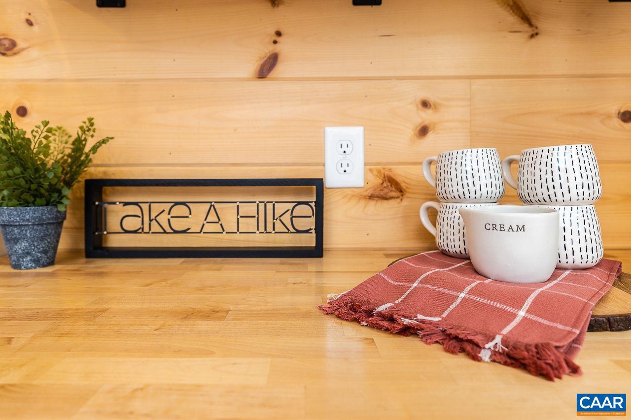 WINTERGREEN RESORT - Residential