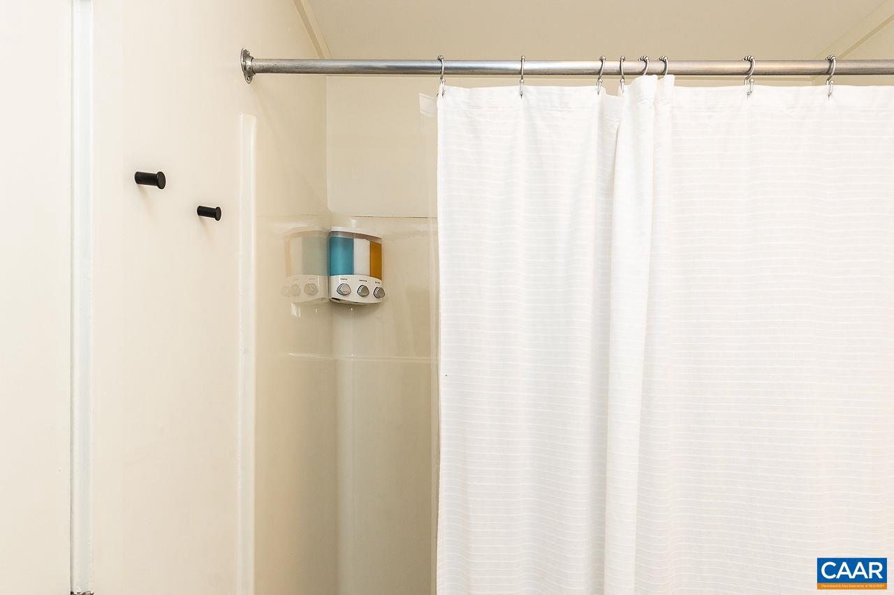 WINTERGREEN RESORT - Residential