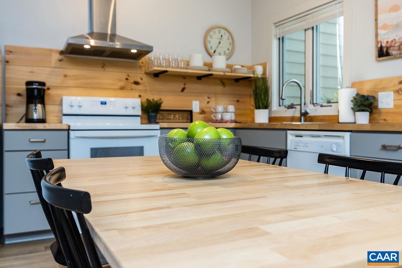 WINTERGREEN RESORT - Residential