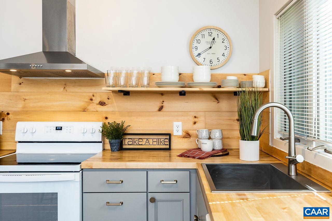 WINTERGREEN RESORT - Residential