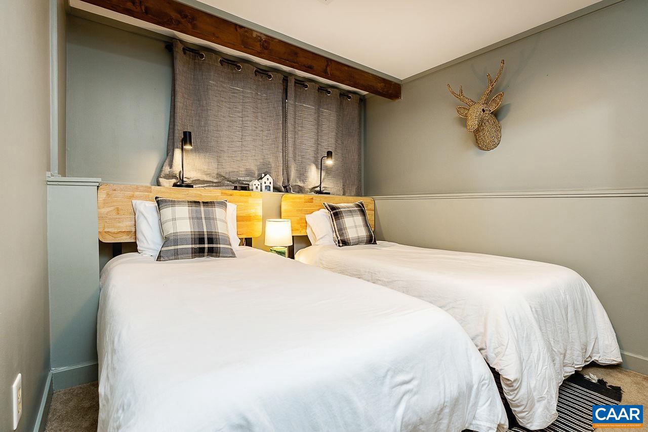 WINTERGREEN RESORT - Residential