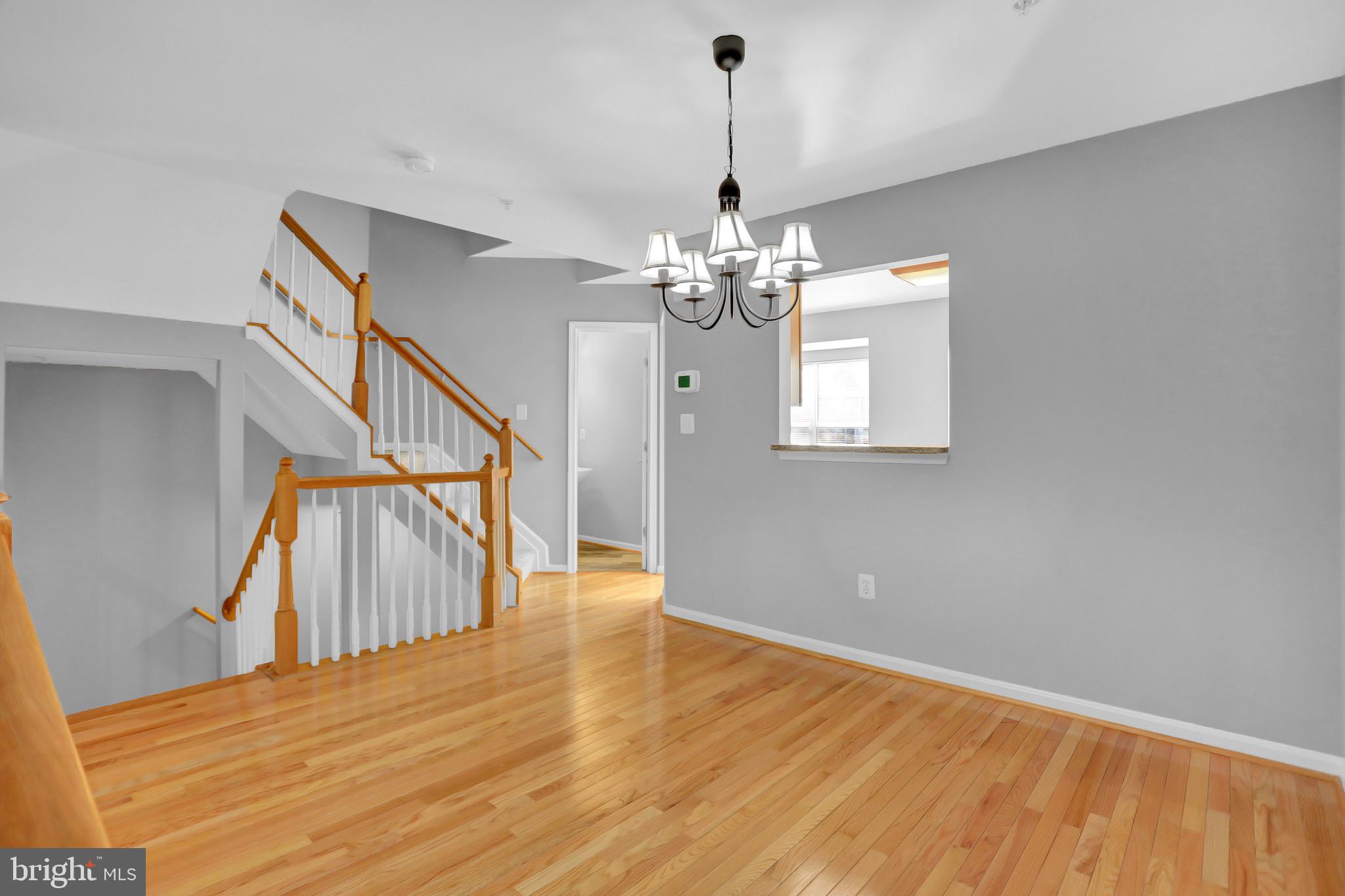 SEVEN OAKS - Residential