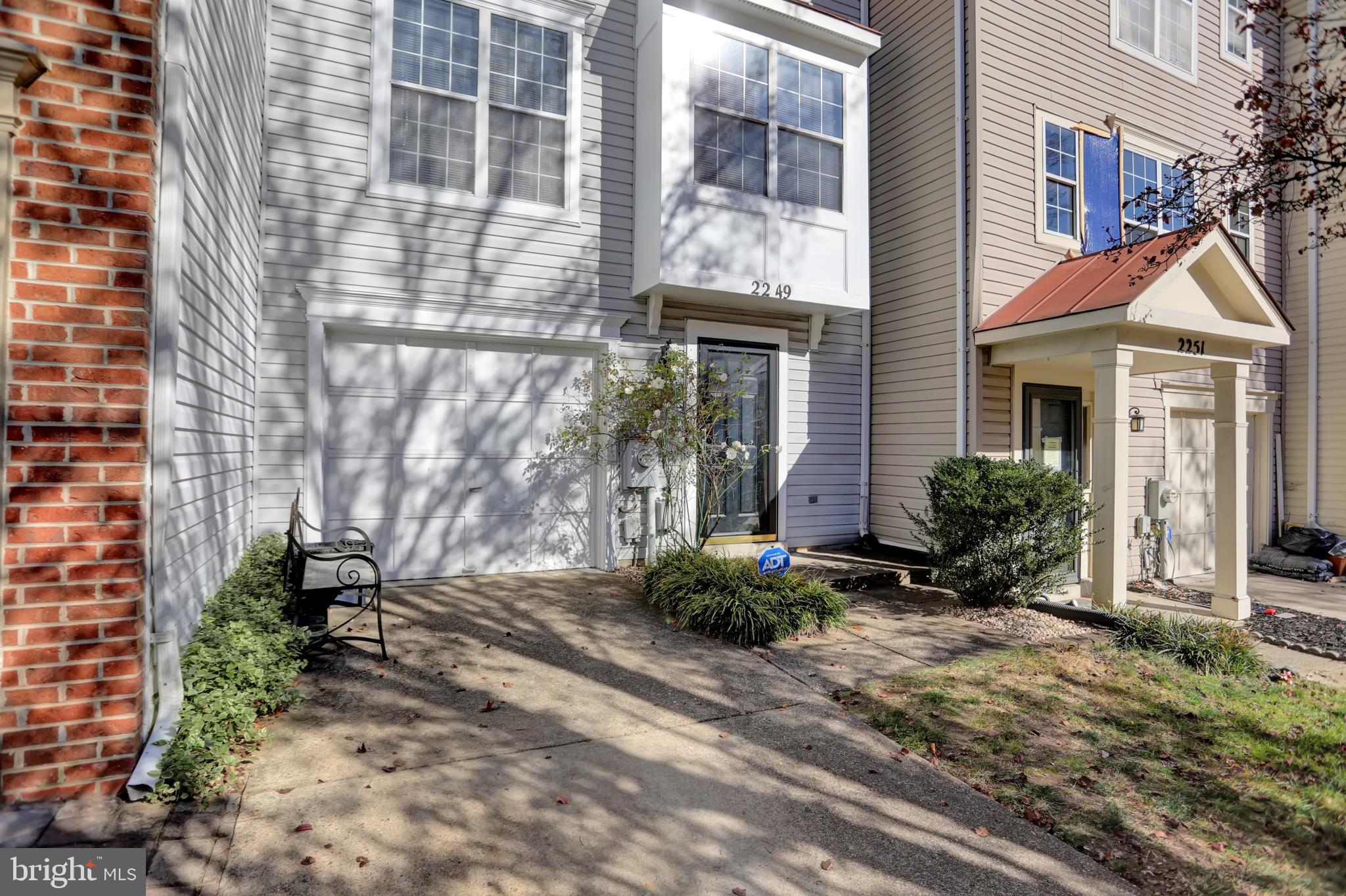 SEVEN OAKS - Residential