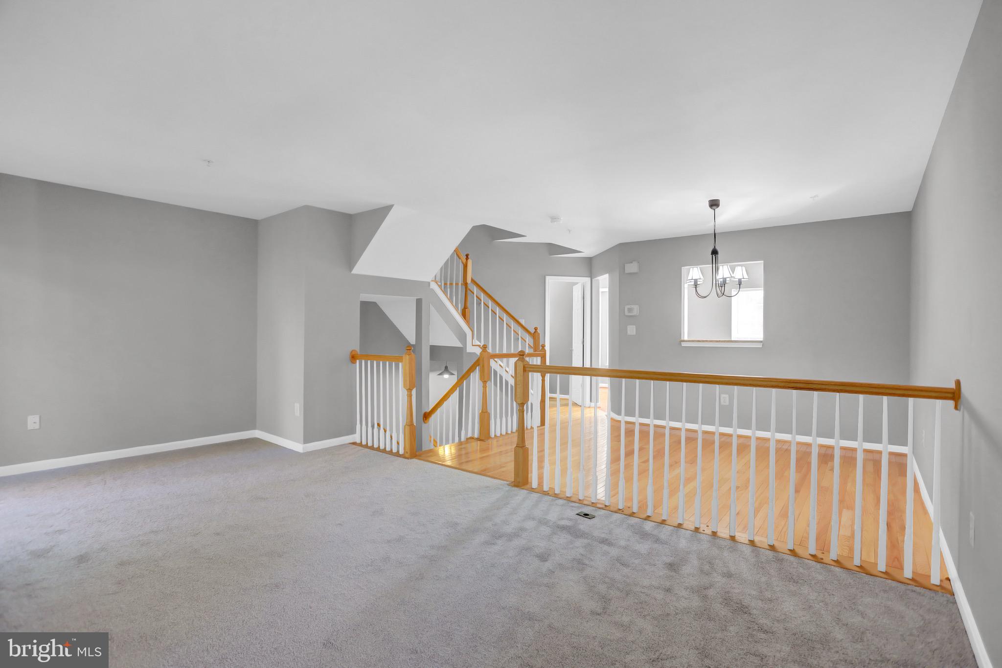 SEVEN OAKS - Residential