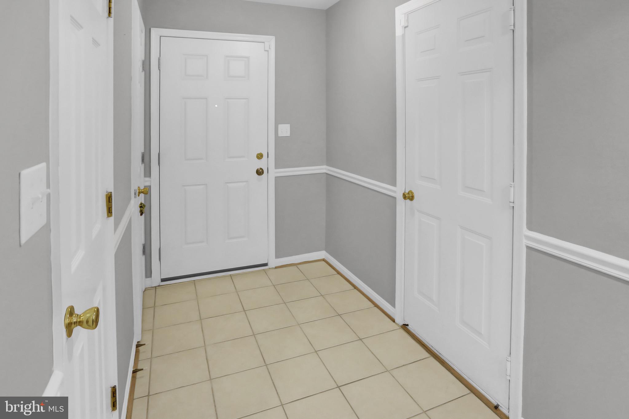 SEVEN OAKS - Residential