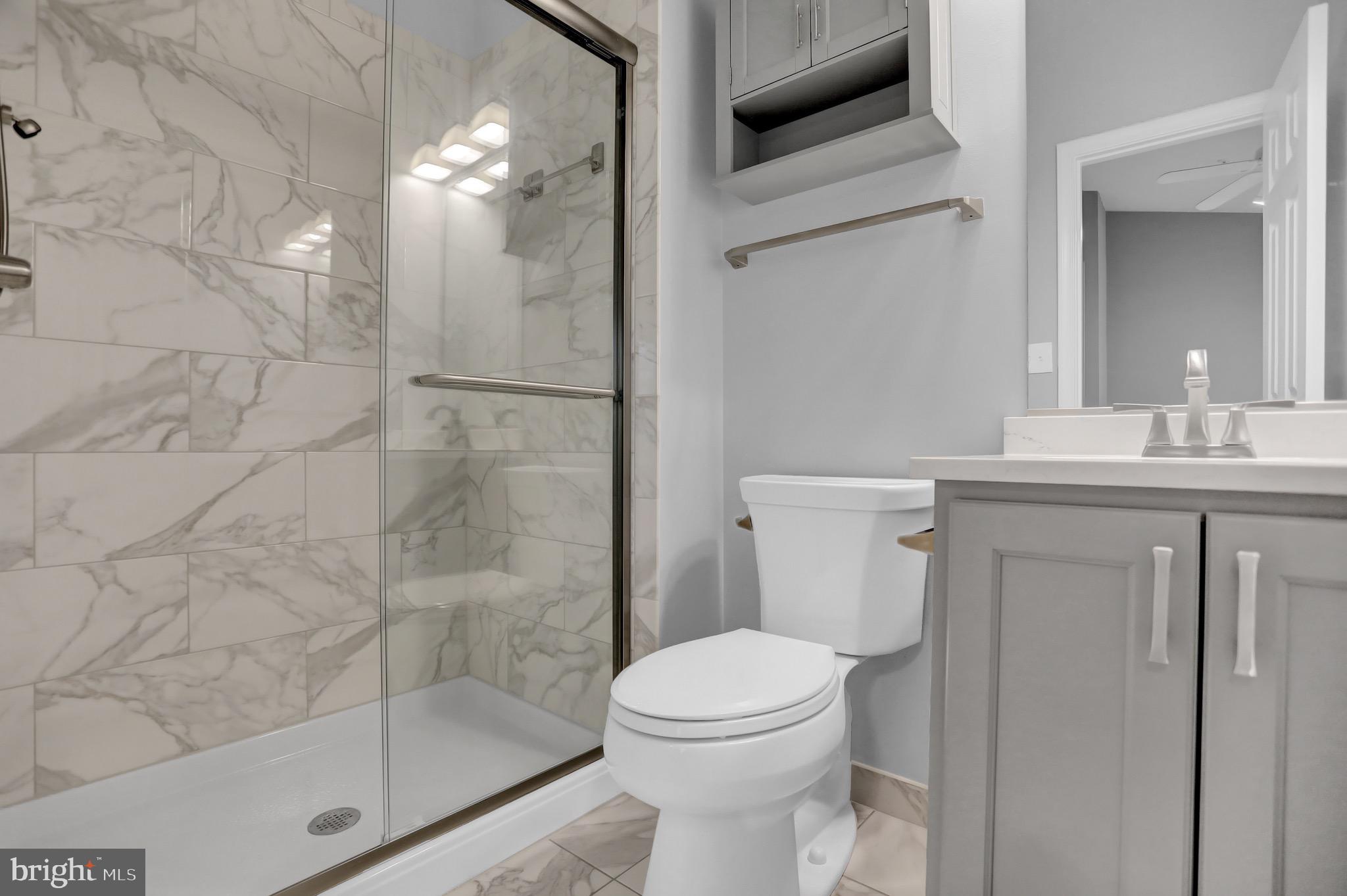 SEVEN OAKS - Residential