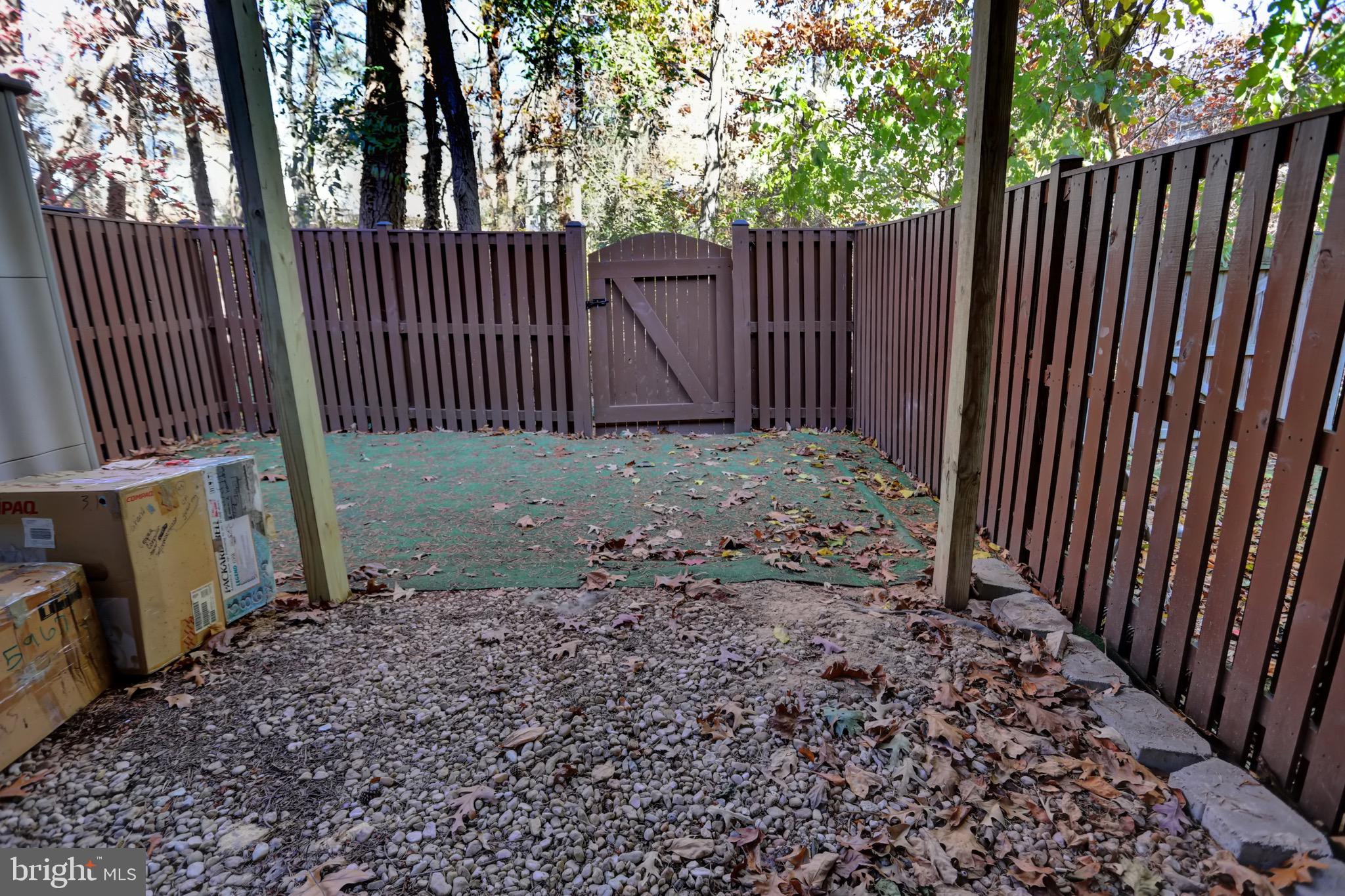 SEVEN OAKS - Residential