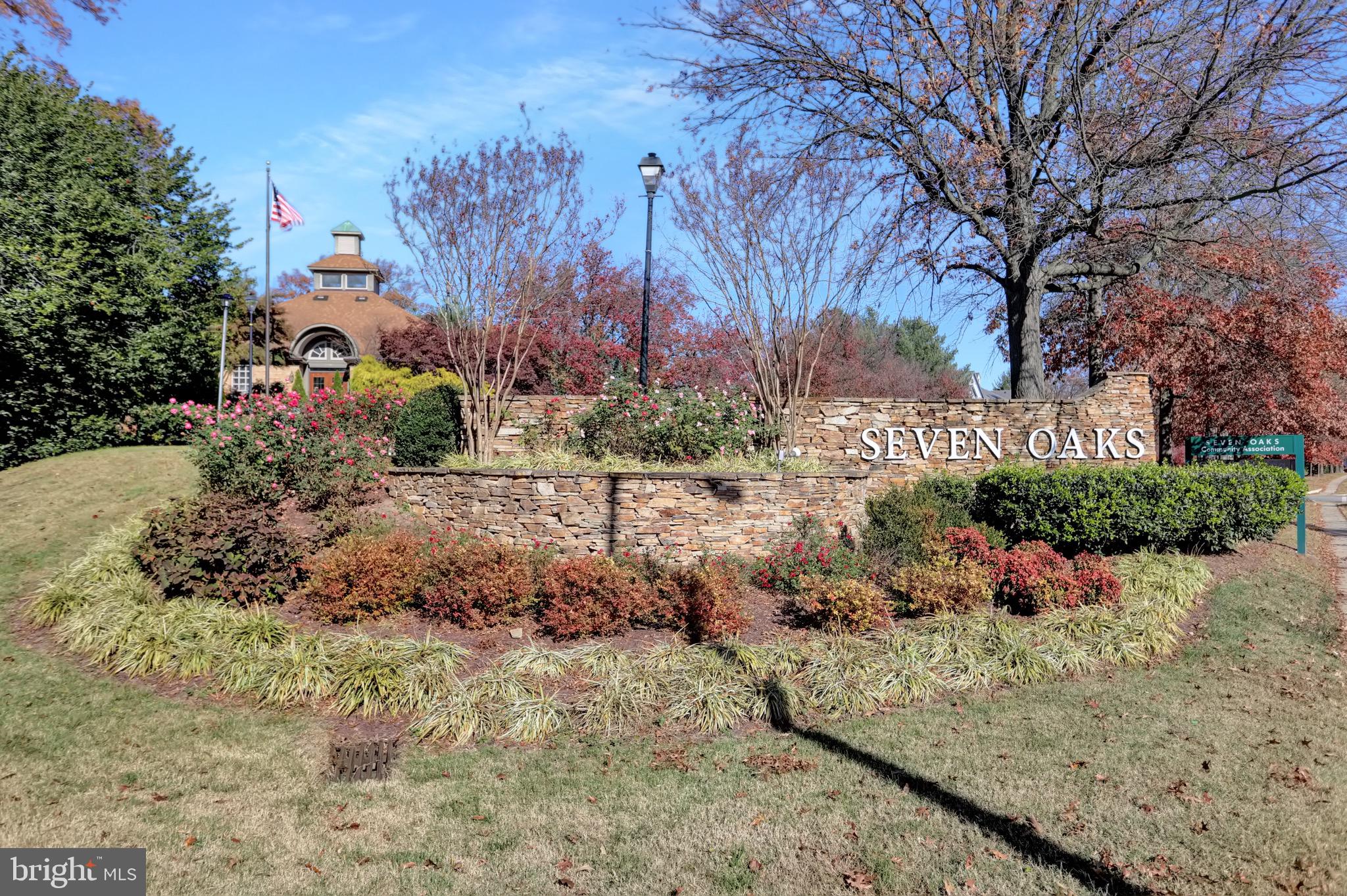 SEVEN OAKS - Residential