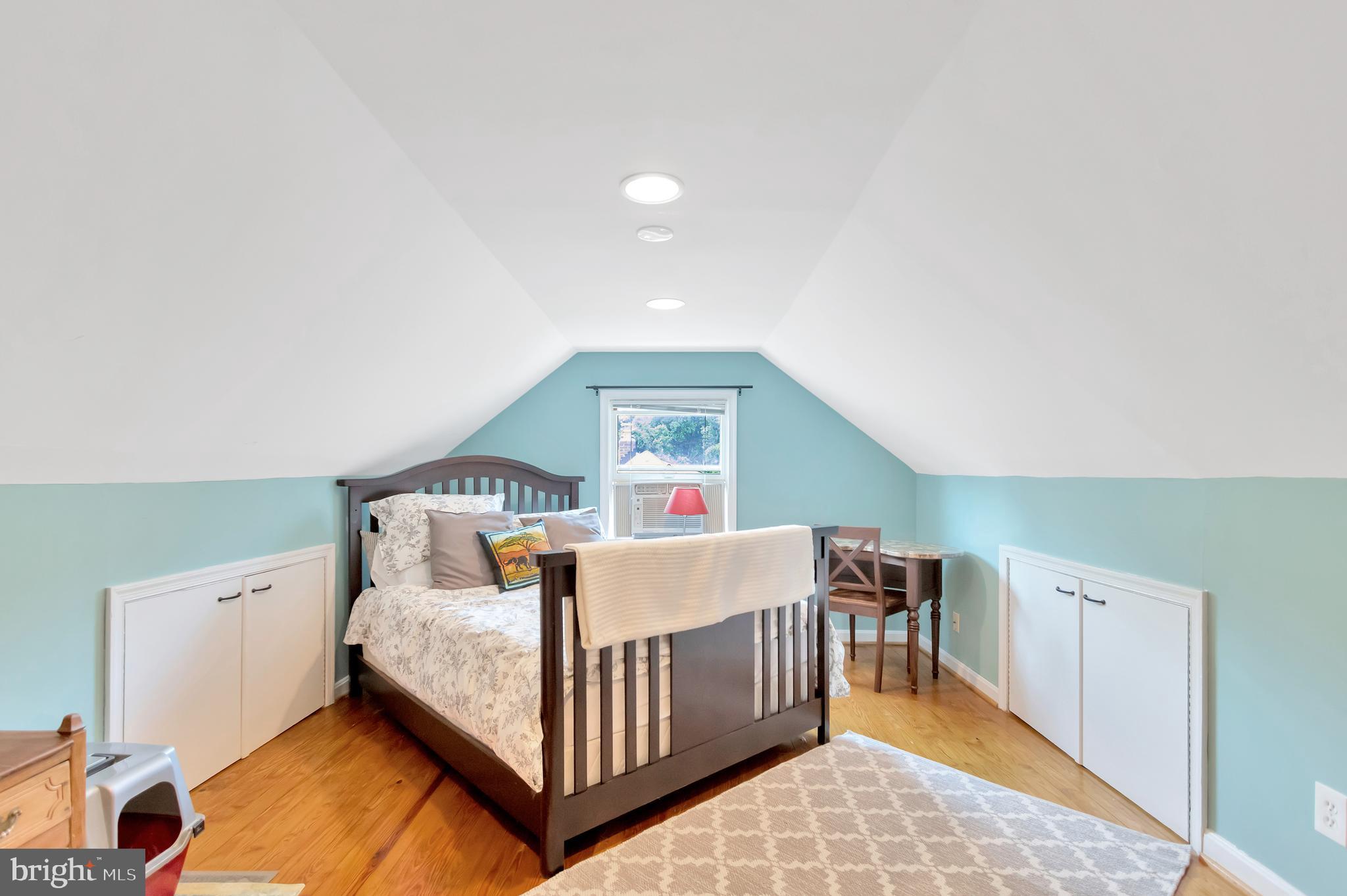 BEL AIR - Residential