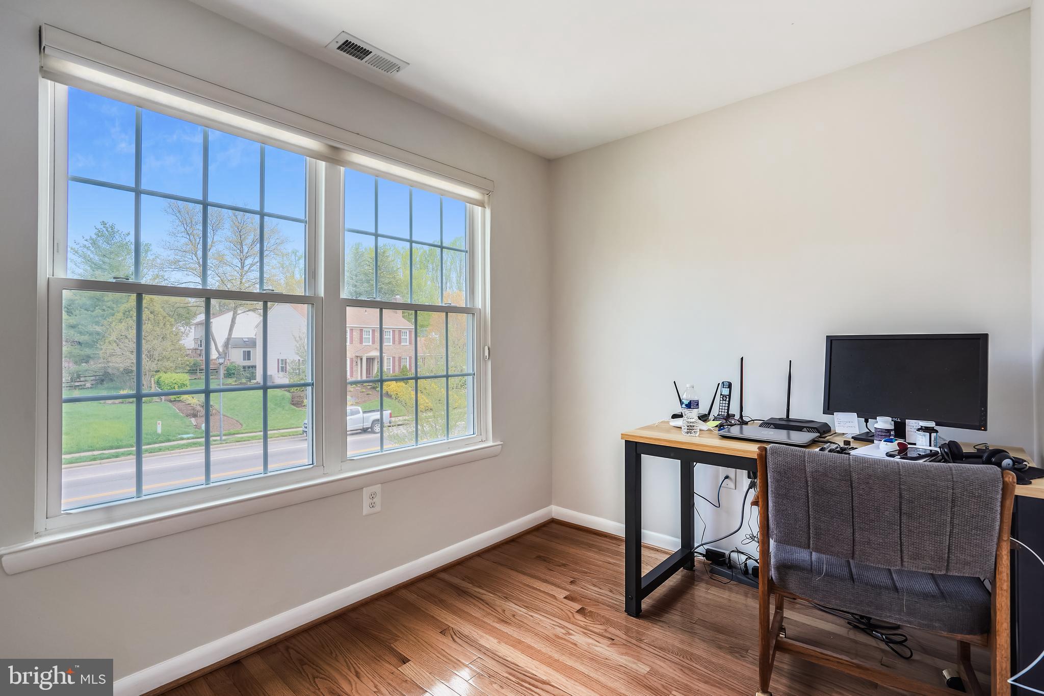 SIGNAL HILL - Residential