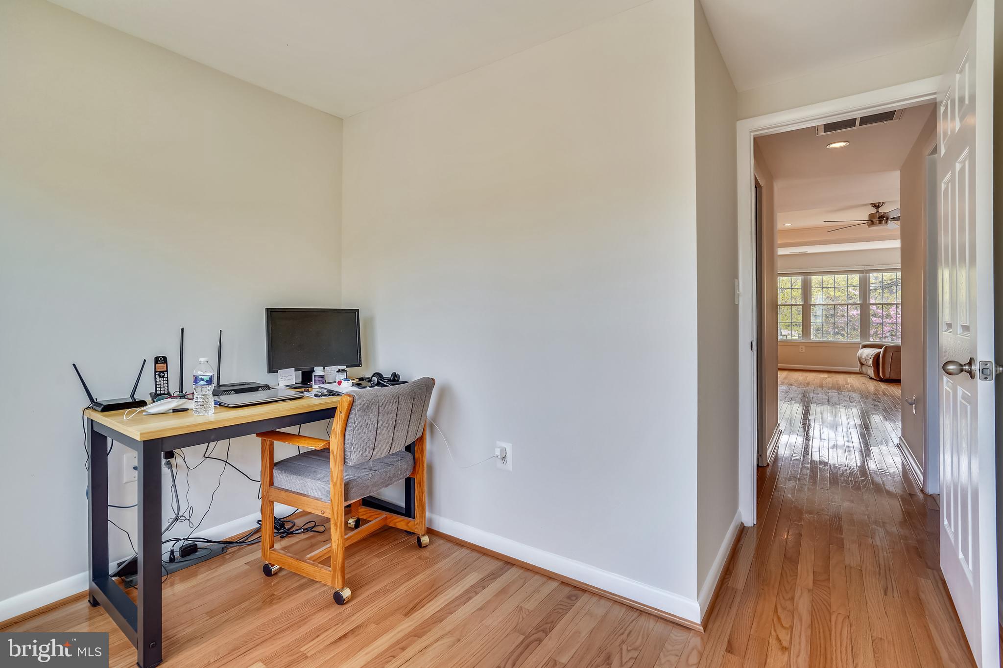 SIGNAL HILL - Residential