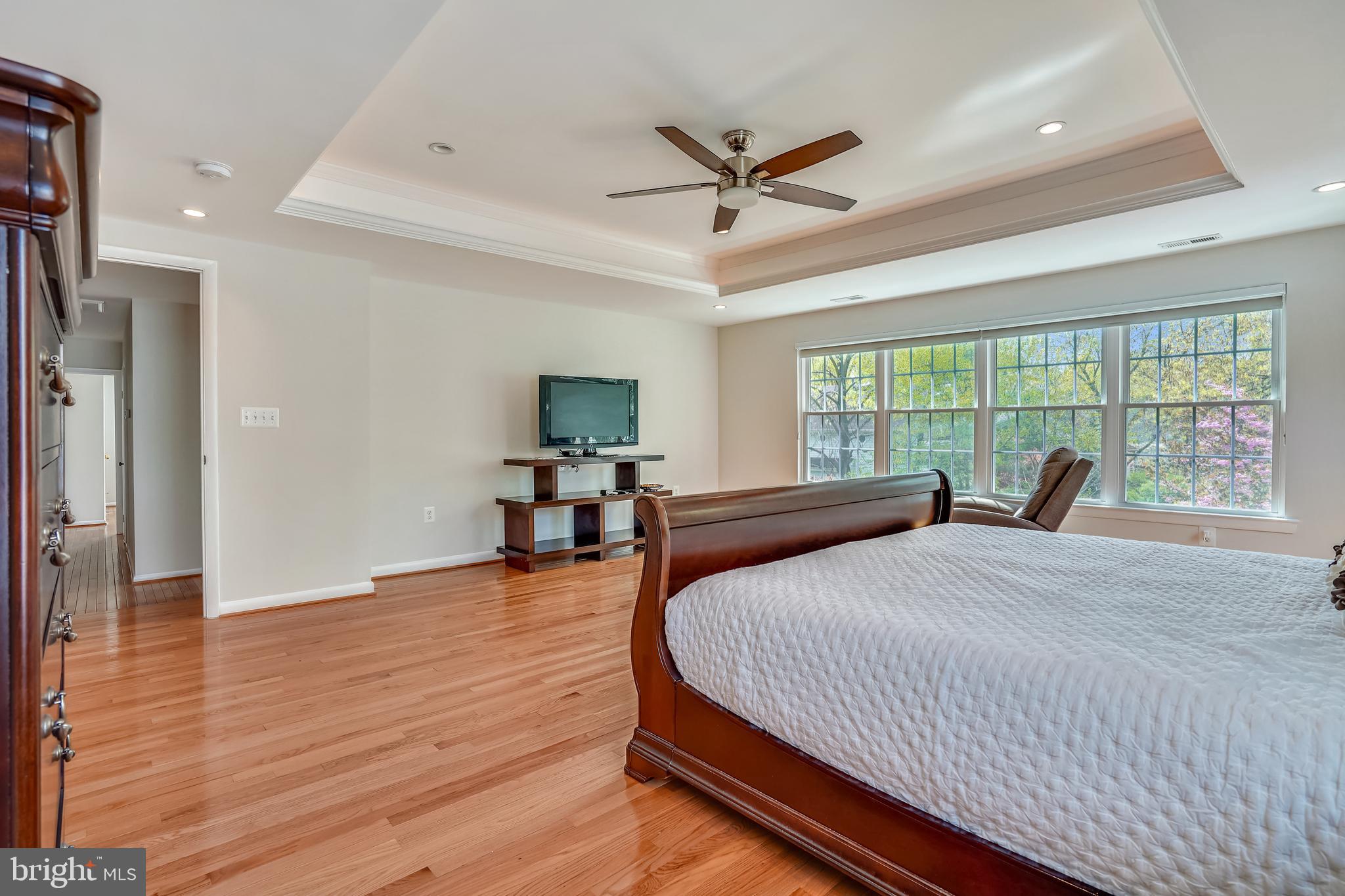 SIGNAL HILL - Residential