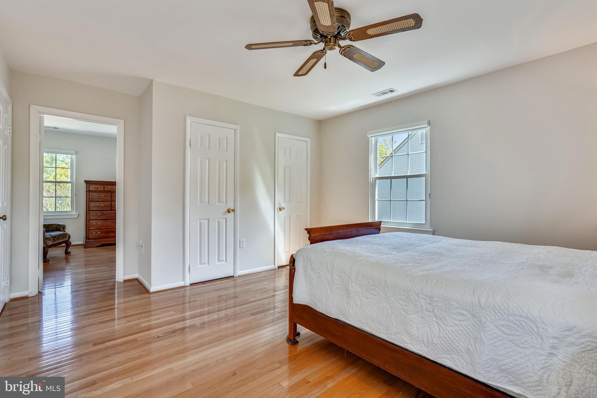 SIGNAL HILL - Residential