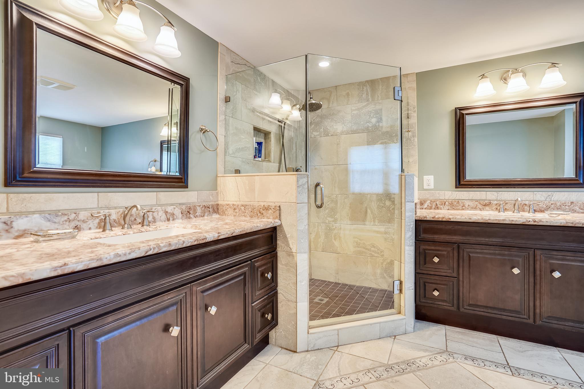 SIGNAL HILL - Residential