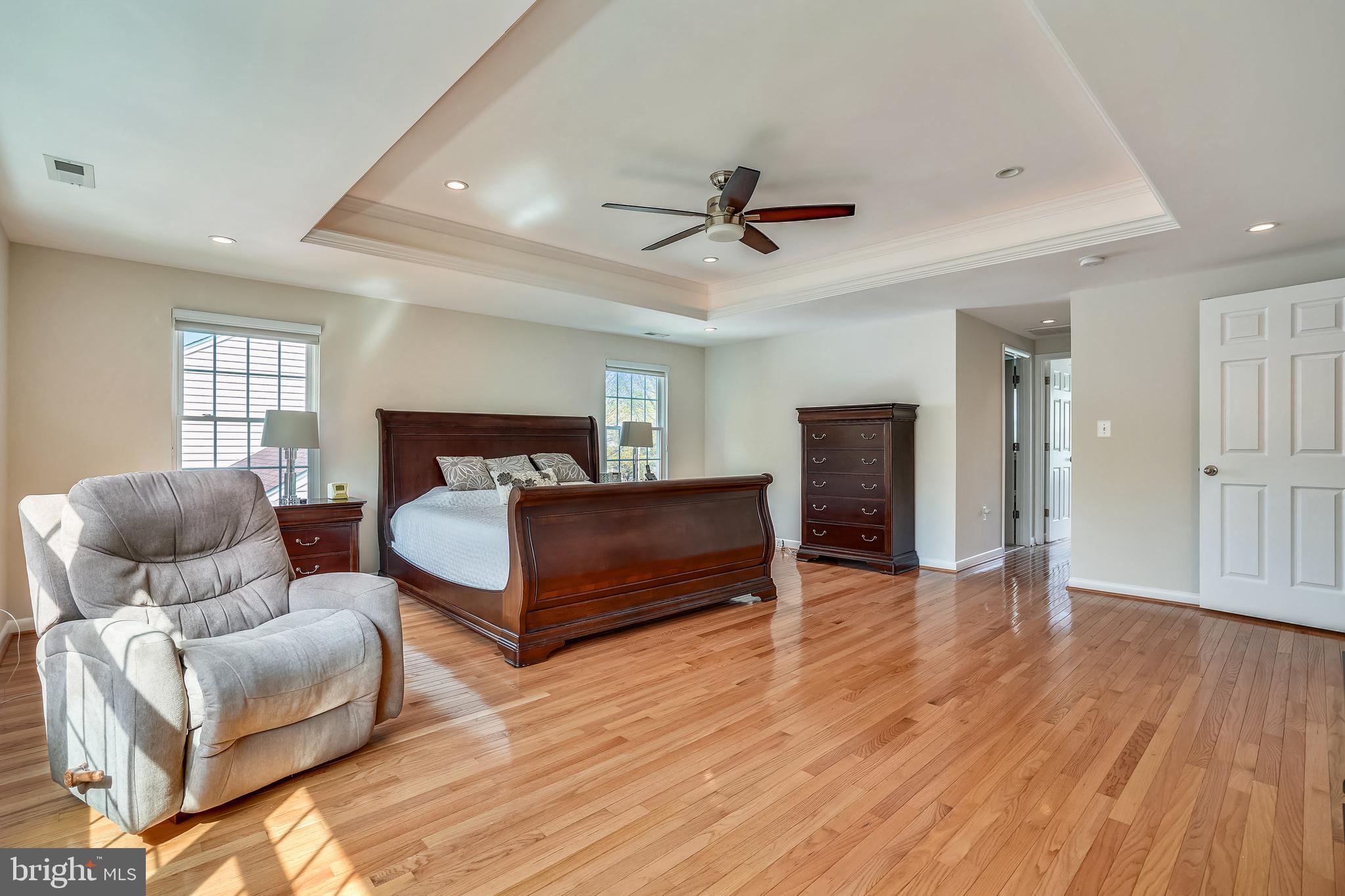 SIGNAL HILL - Residential