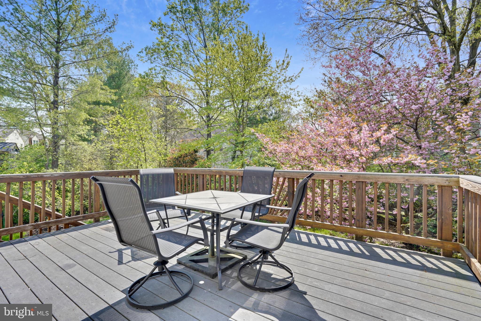 SIGNAL HILL - Residential