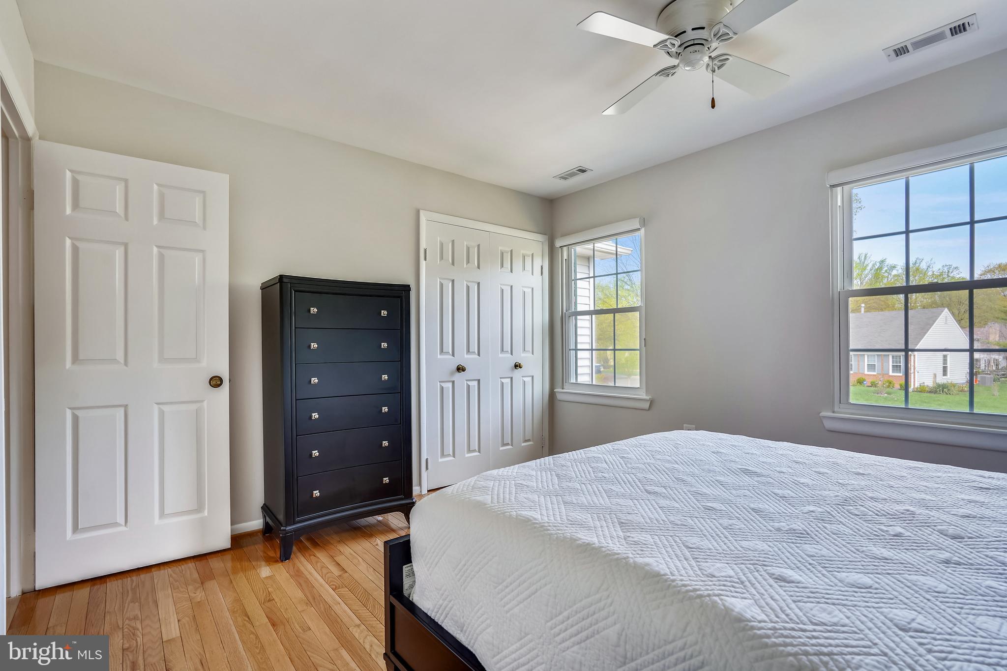 SIGNAL HILL - Residential