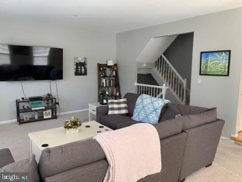 ISLAND CREEK - Residential