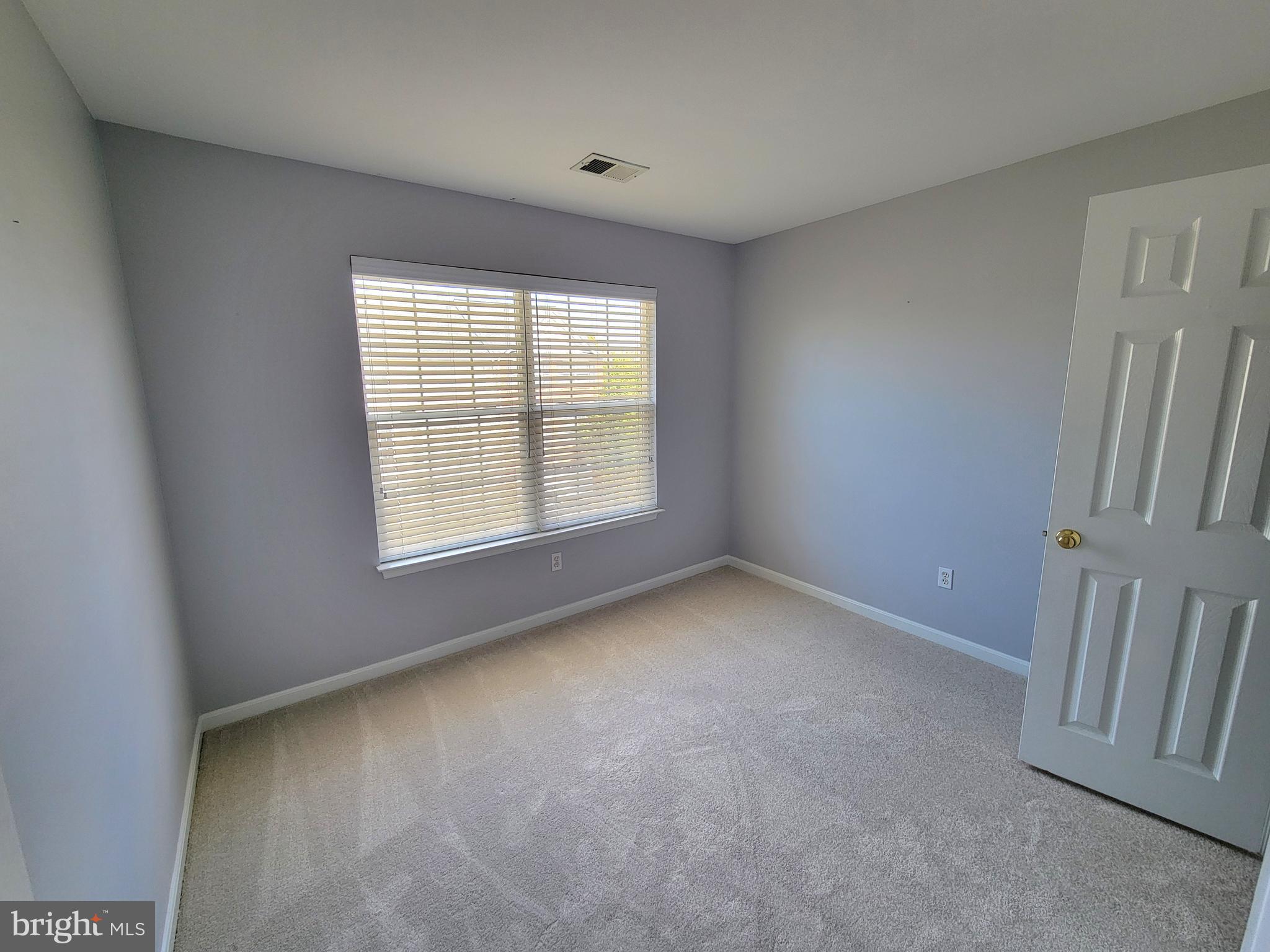 ISLAND CREEK - Residential