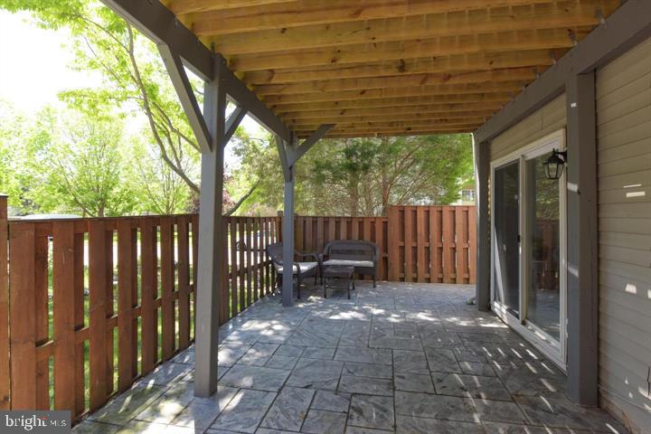 ISLAND CREEK - Residential