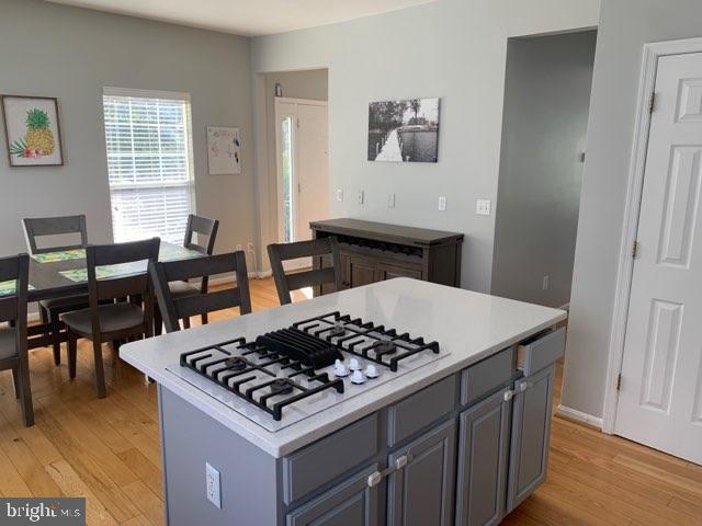 ISLAND CREEK - Residential