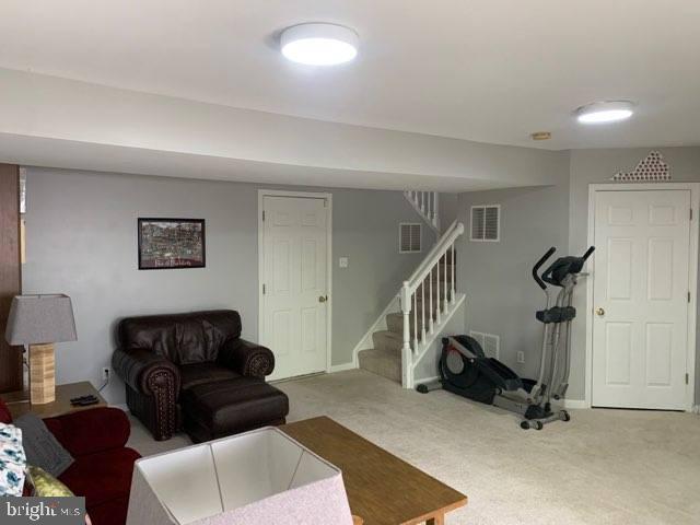 ISLAND CREEK - Residential