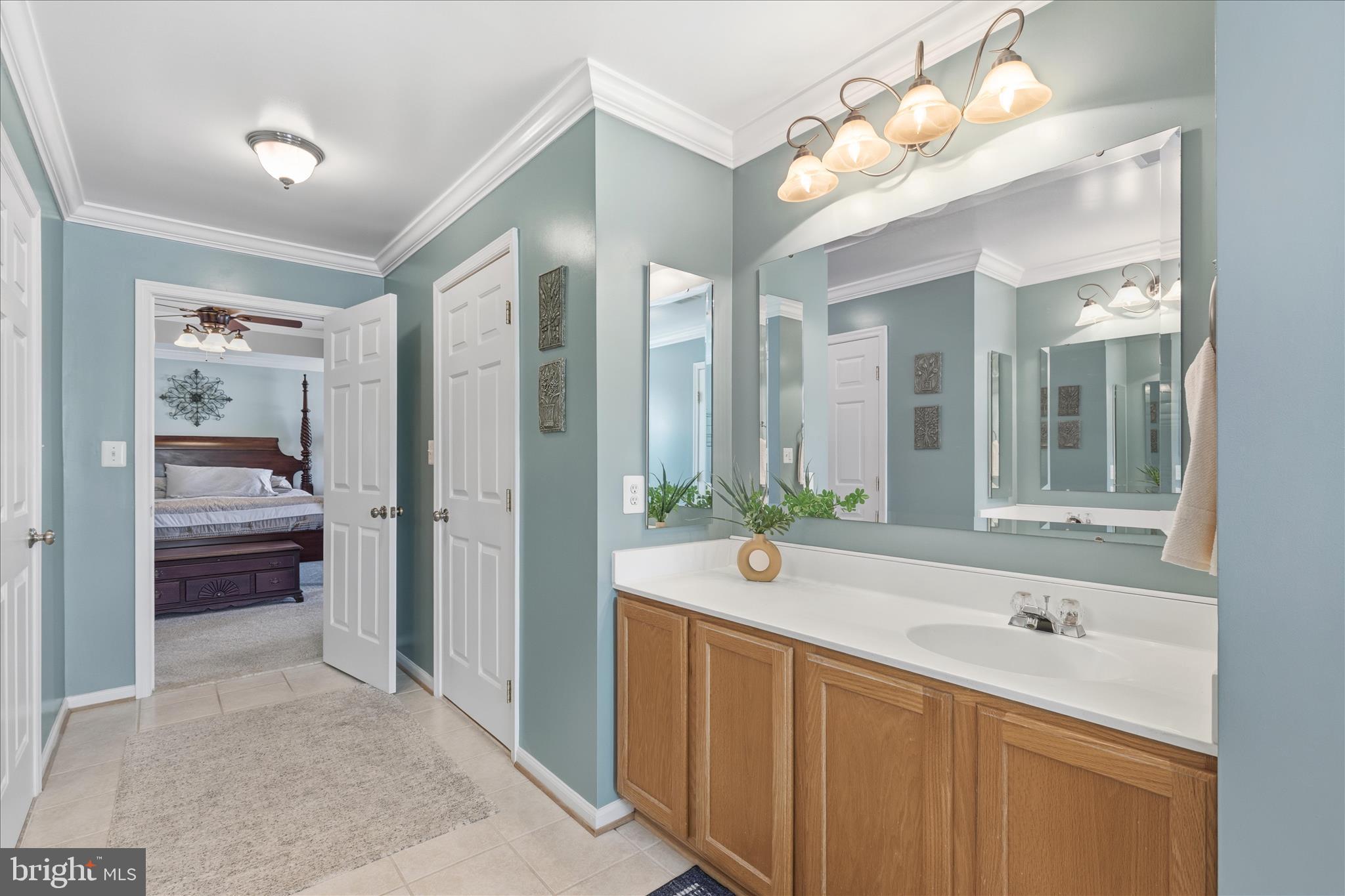 OAK VALLEY - Residential