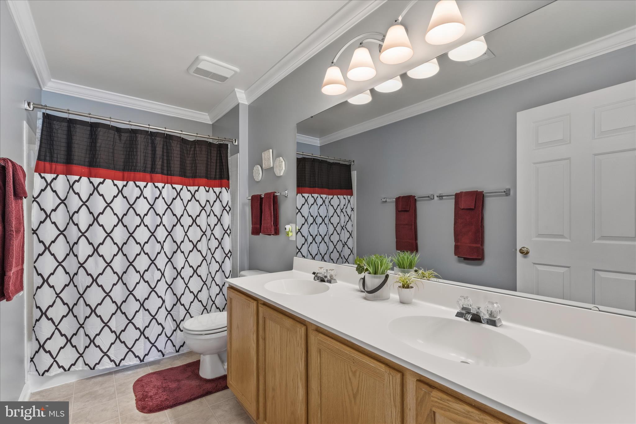 OAK VALLEY - Residential