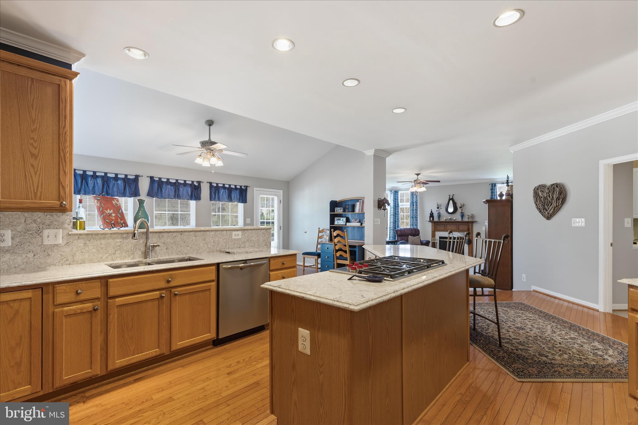 OAK VALLEY - Residential