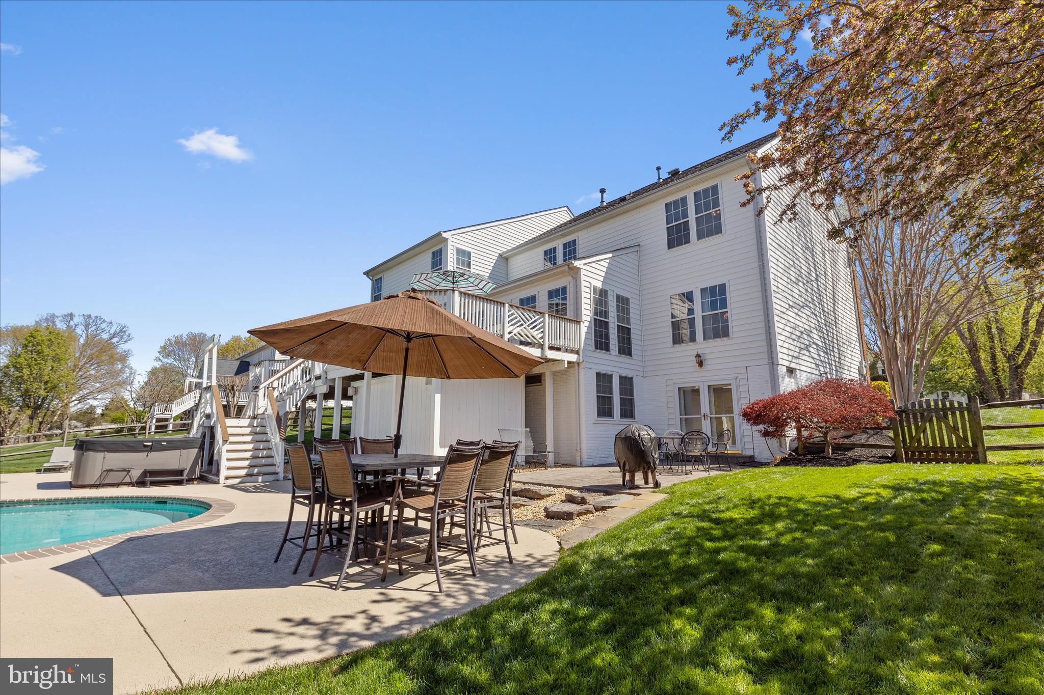 OAK VALLEY - Residential