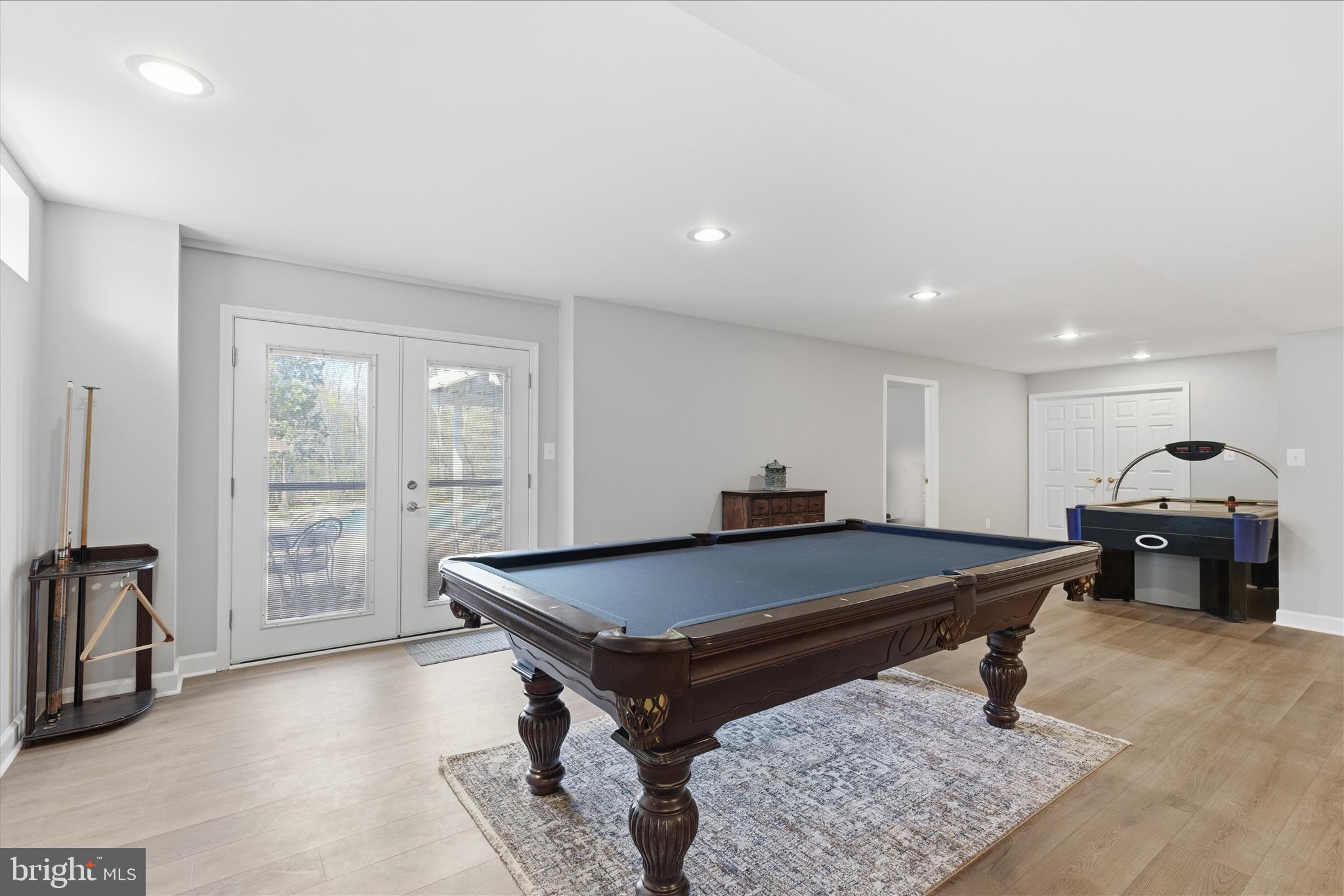 OAK VALLEY - Residential