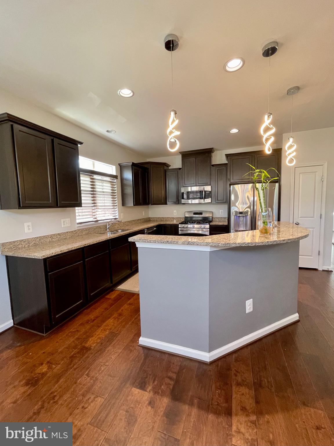 WOODSTREAM - Residential Lease