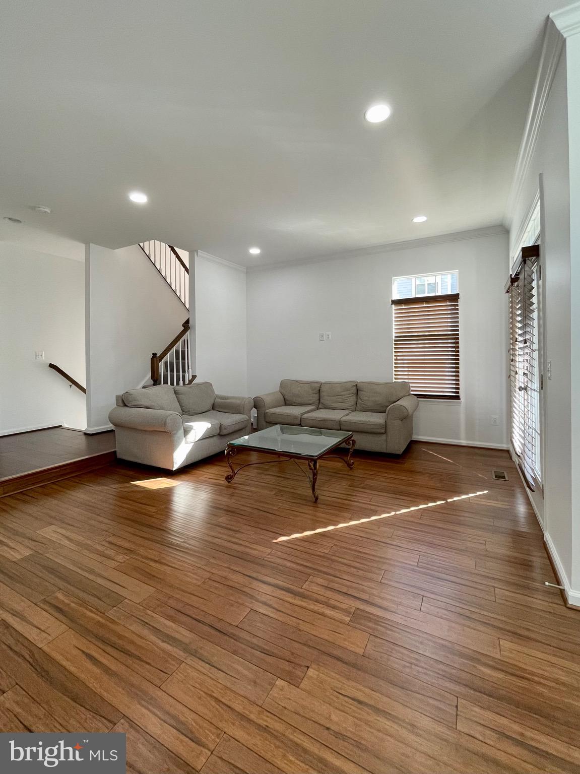 WOODSTREAM - Residential Lease