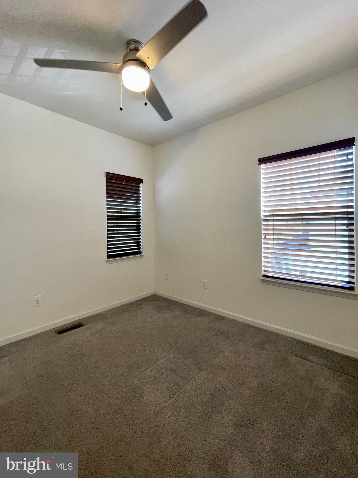 WOODSTREAM - Residential Lease