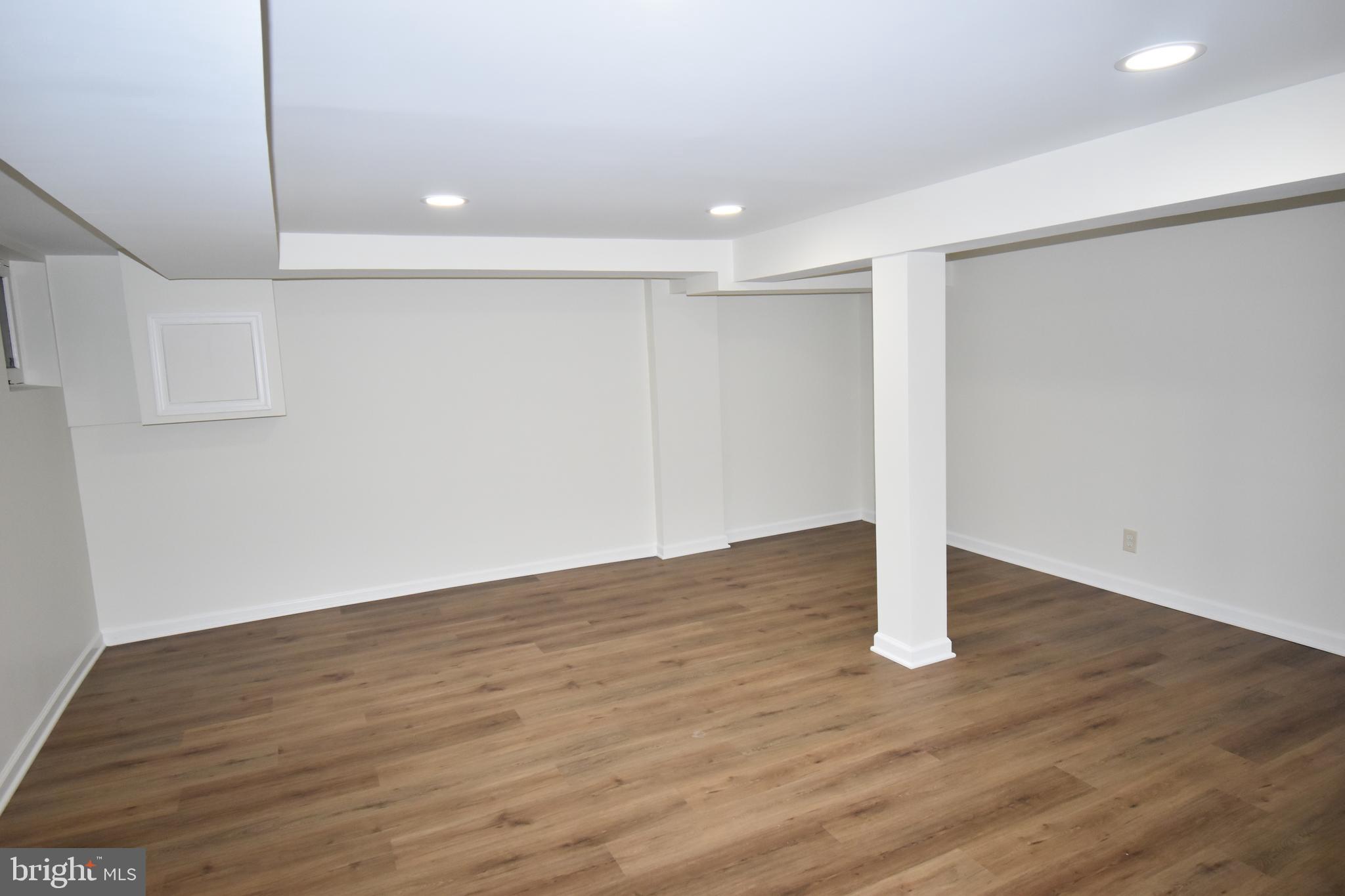 ARLINGTON - Residential