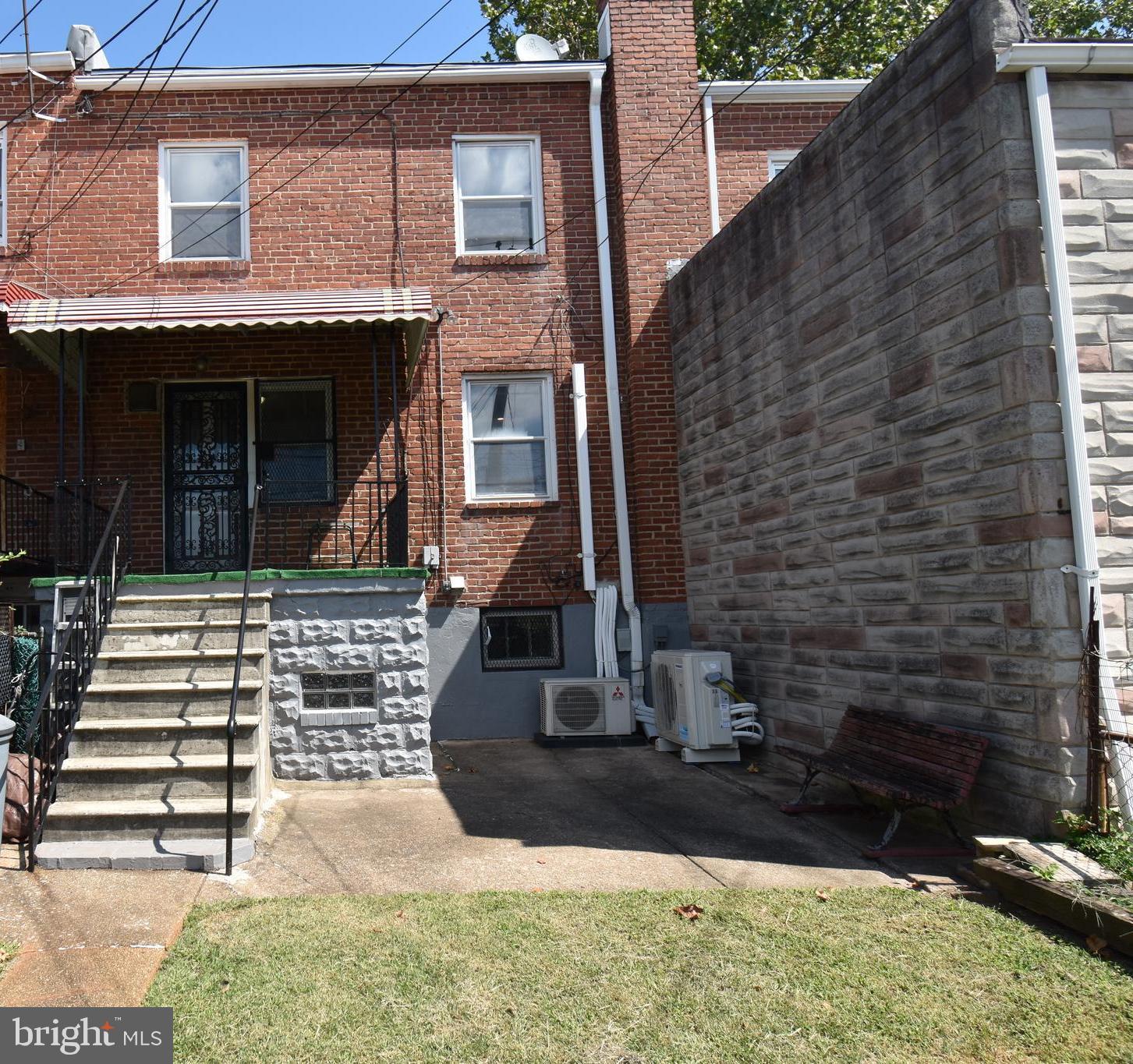 ARLINGTON - Residential