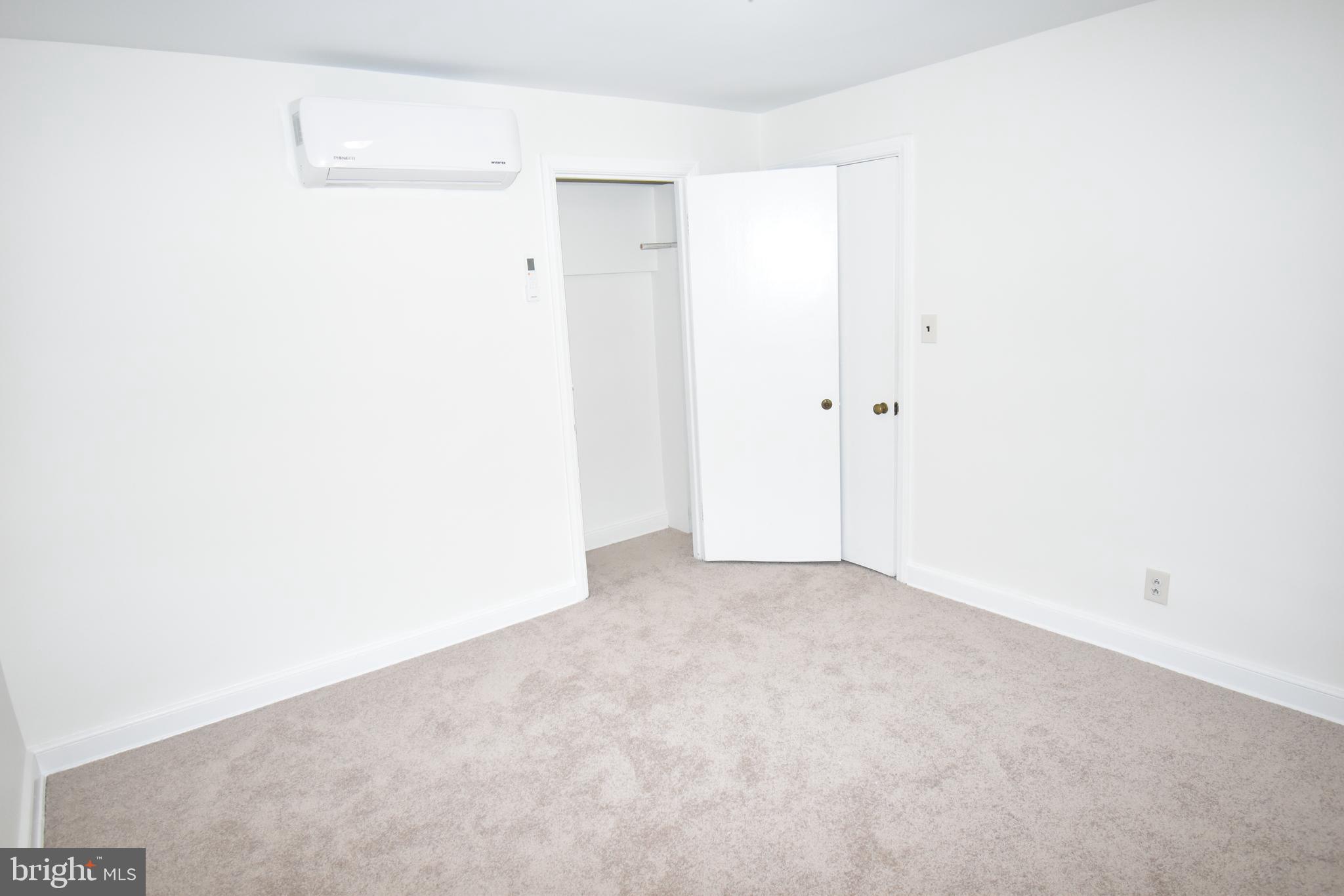 ARLINGTON - Residential