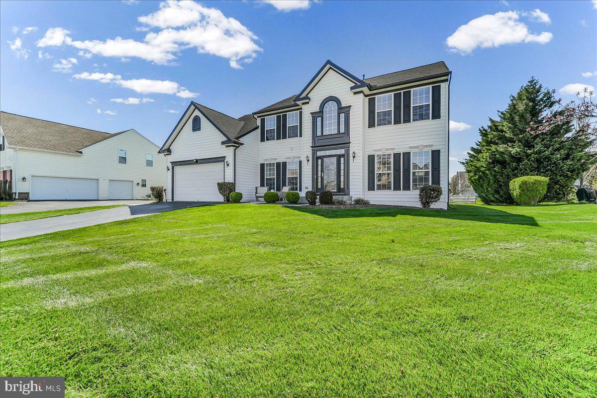 917 BENALLI DRIVE