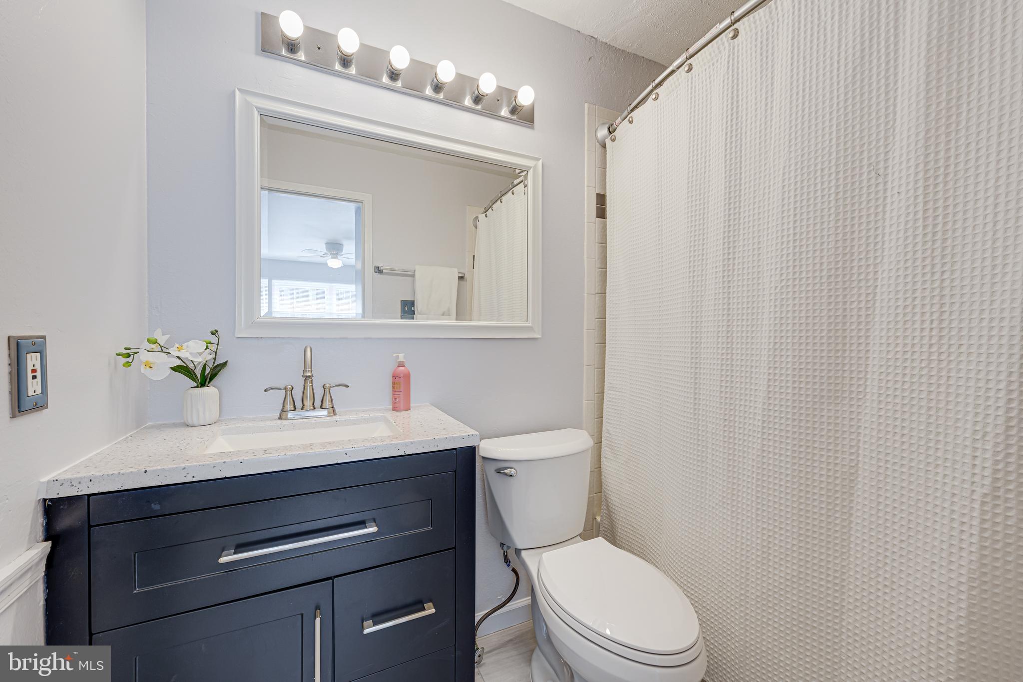 POINTE AT PARK CENTER - Residential