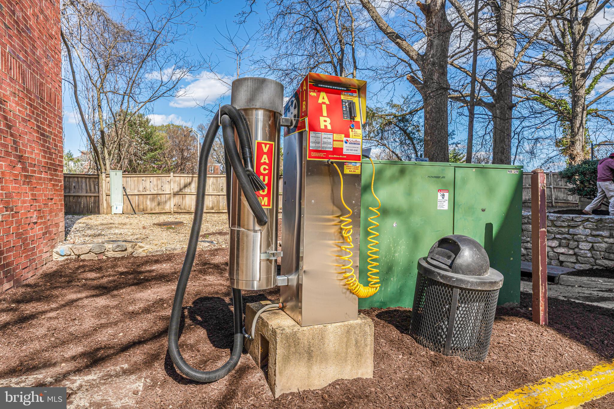 POINTE AT PARK CENTER - Residential