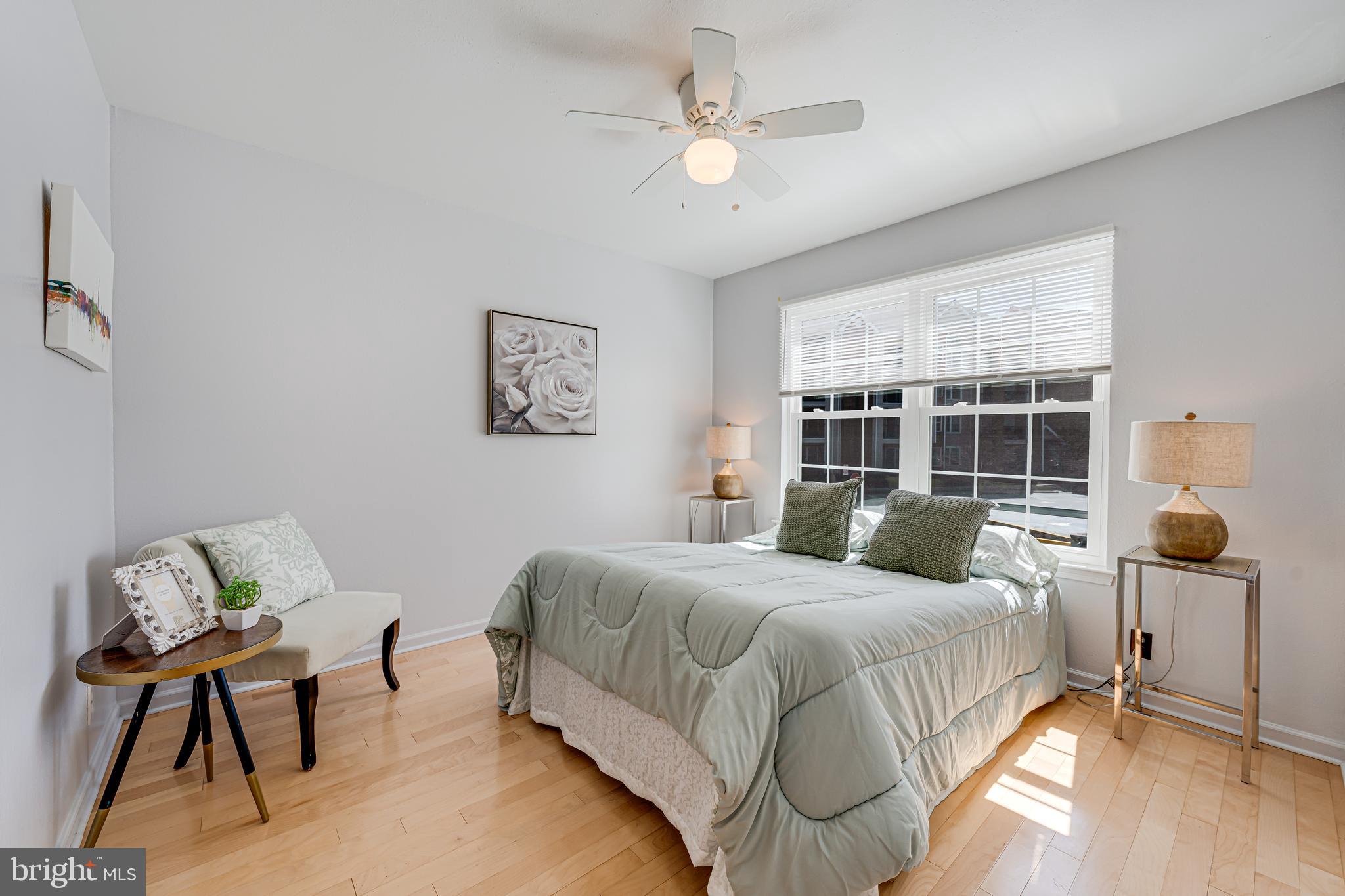 POINTE AT PARK CENTER - Residential