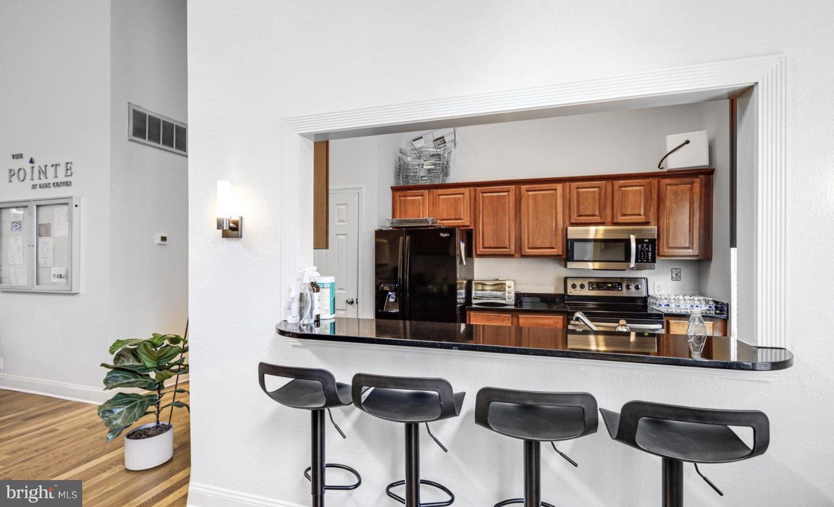 POINTE AT PARK CENTER - Residential