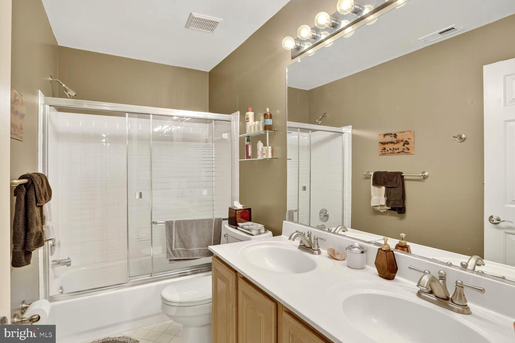 PT ROCKVILLE TWN RES 3 - Residential